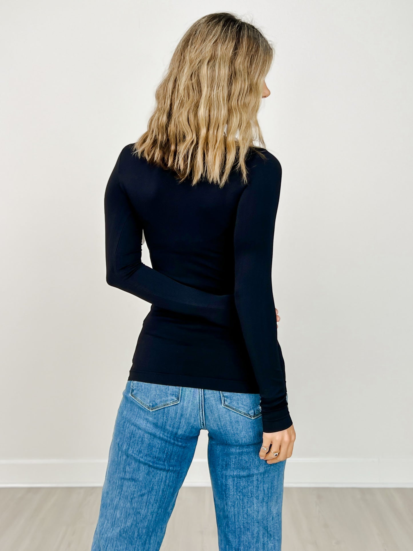 NikiBiki Long Sleeve Crew Neck Top