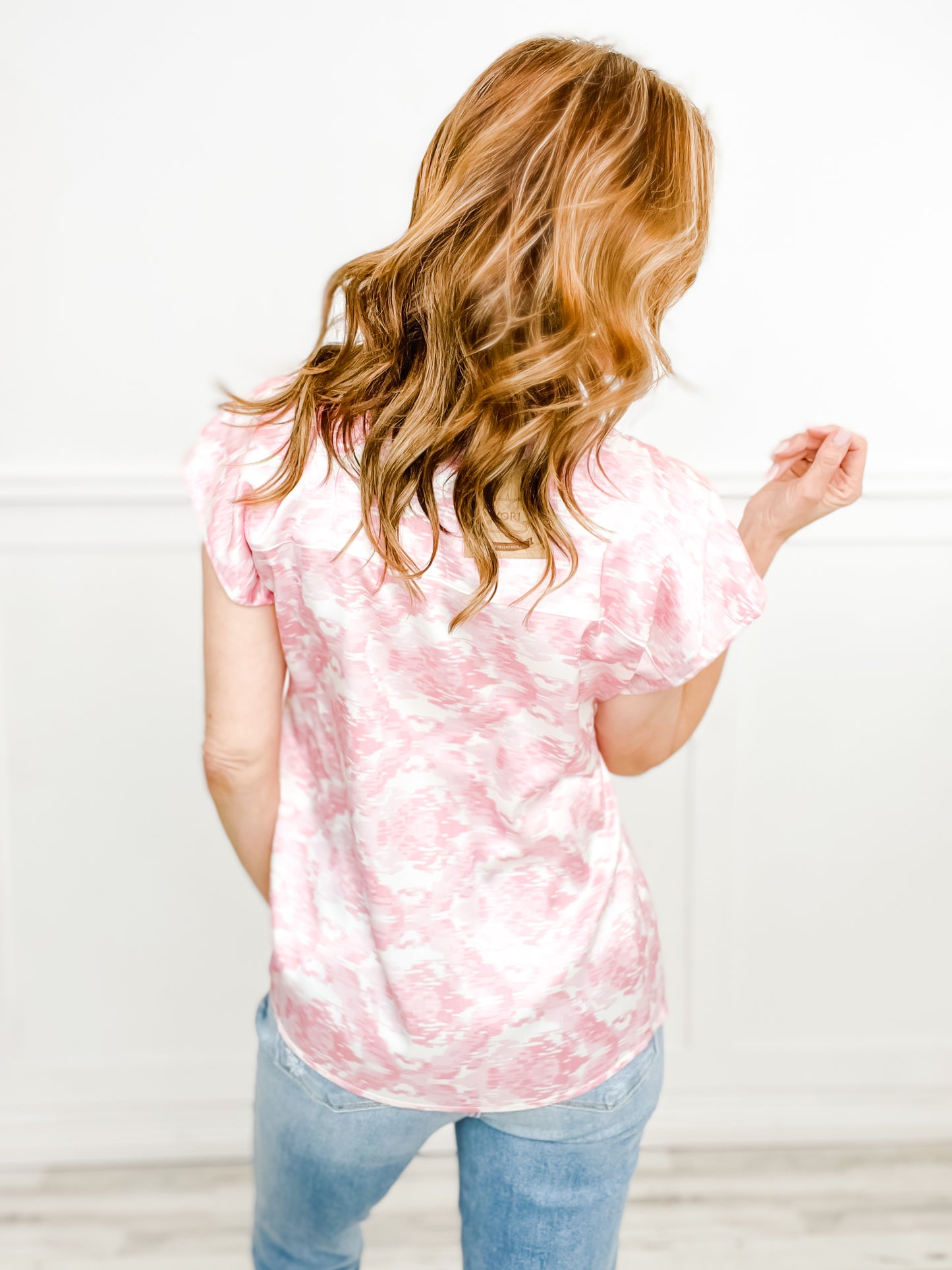 Chic Satin Effect Printed Fabric V-Neck Top