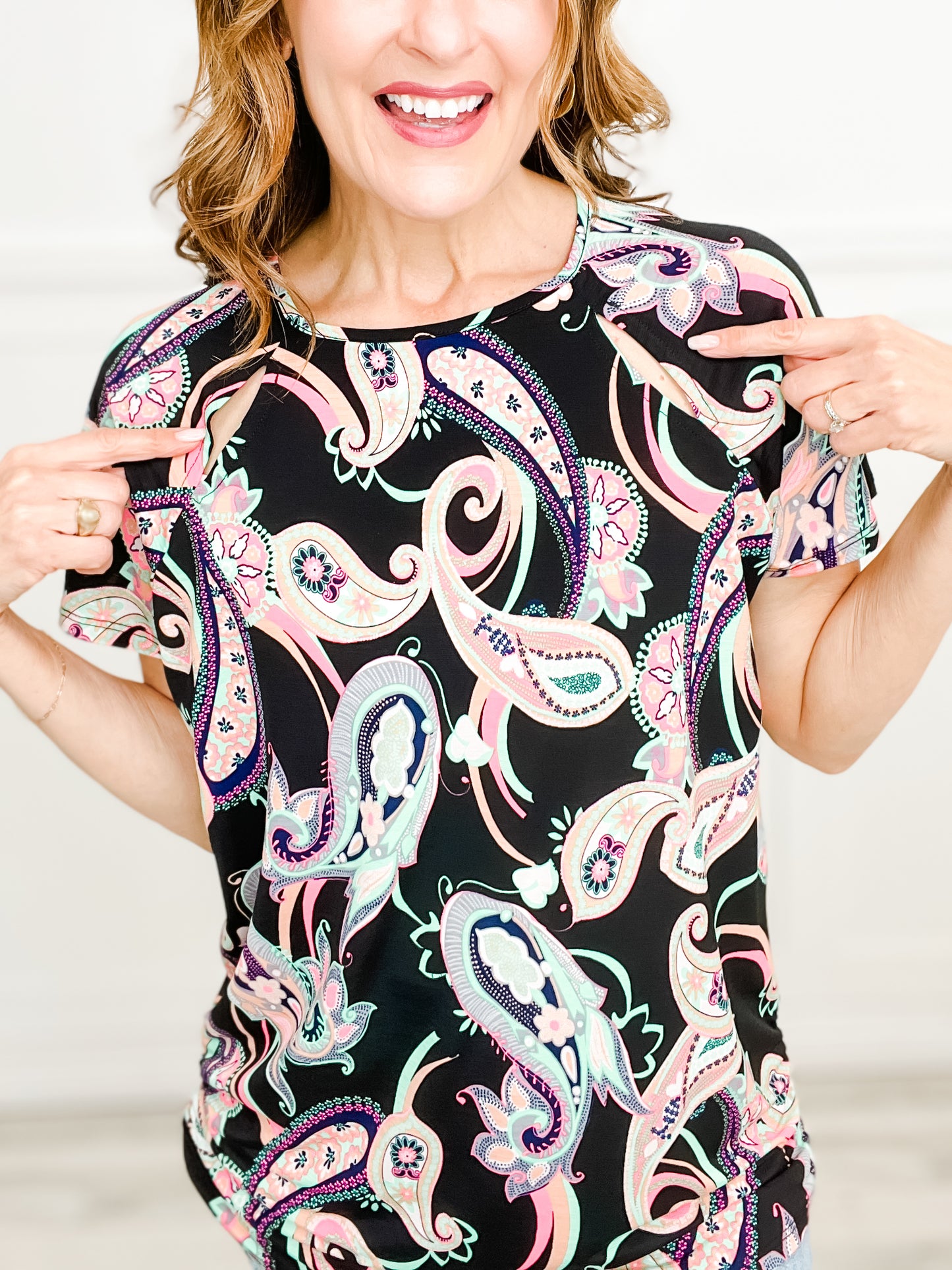 Come What May Round Neck Paisley Print Top