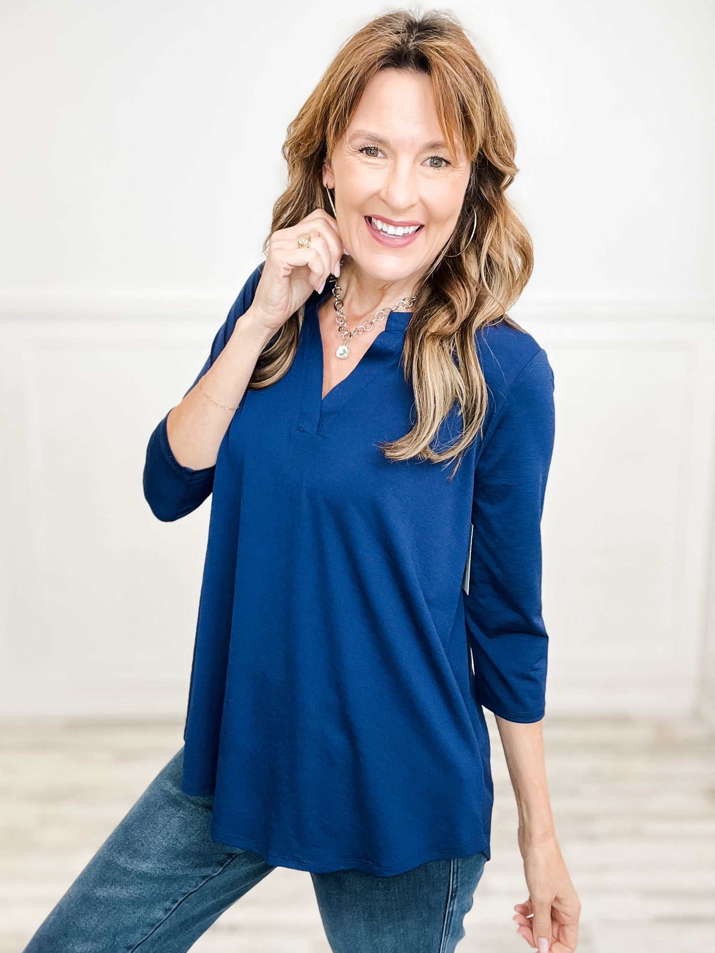 Wrinkle-Free 3/4 Sleeve Business Casual V-Neck Lizzy Top