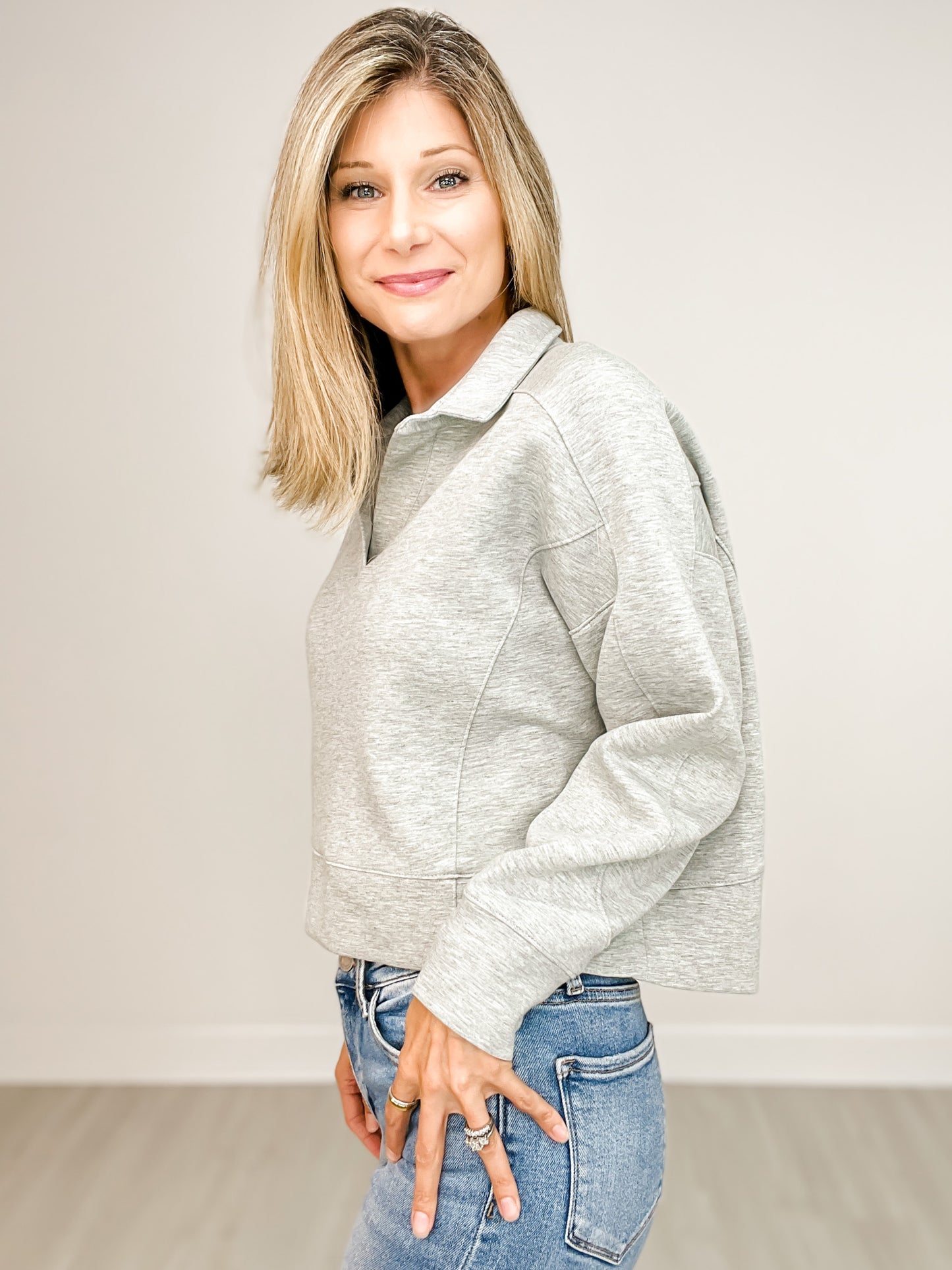 Long Sleeve Solid Knit V-Neck Collared Top