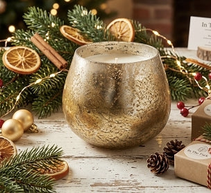 ELB In The Park Merry Mistletoe Candles