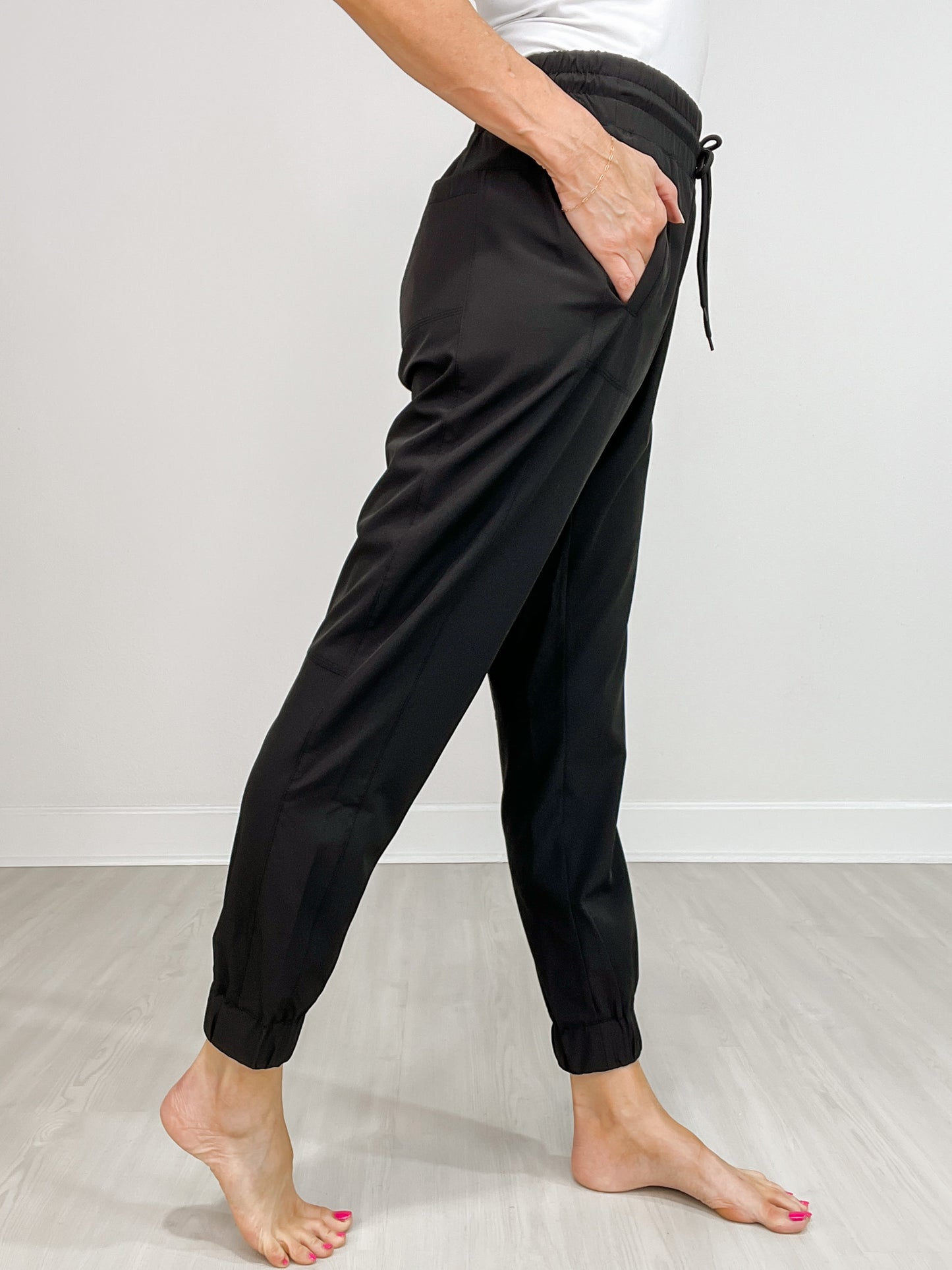 High Waisted Solid Knit Joggers