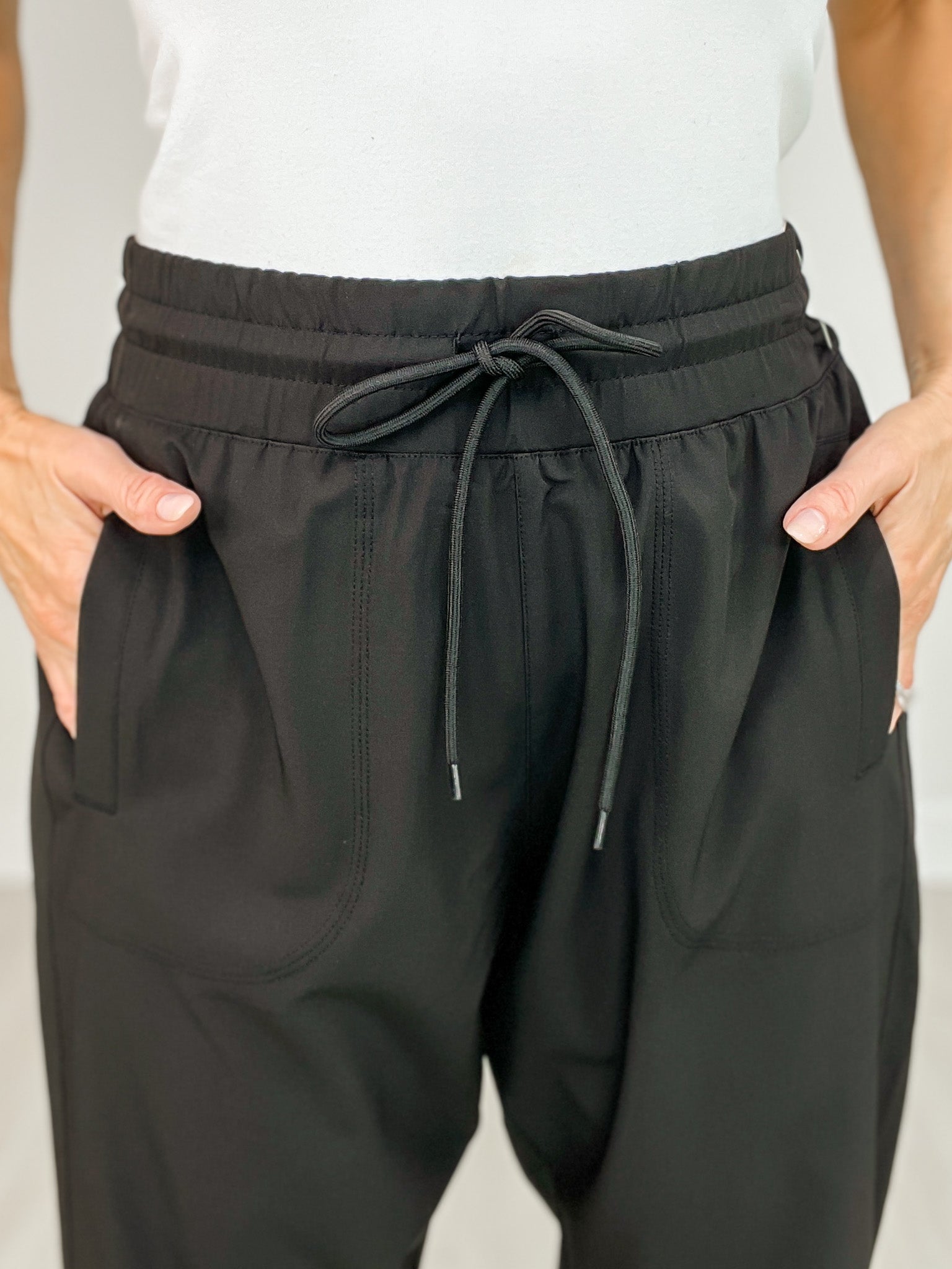 High Waisted Solid Knit Joggers