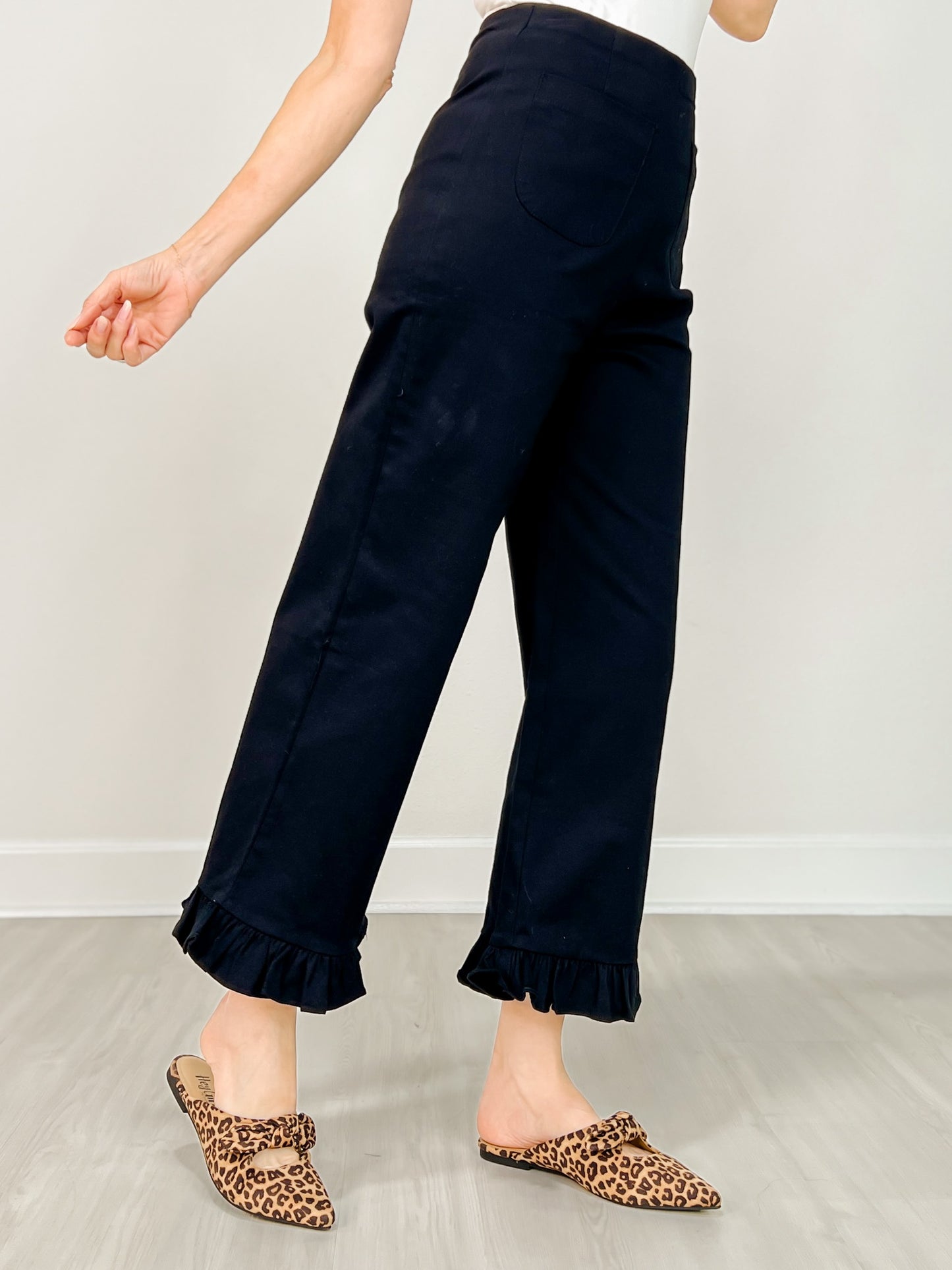 Stretch Front Pocket Ruffle Hem Twill Pants