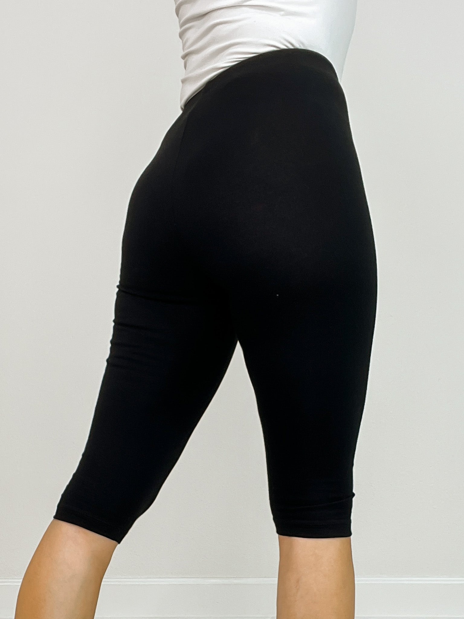 Premium Cotton Capri Leggings