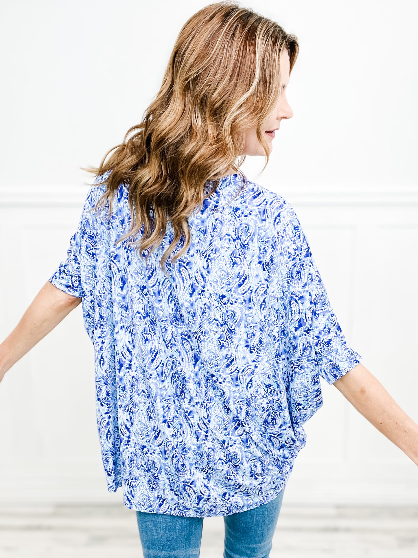 Effortless Chic Short Sleeve Tunic Top with Hi-Lo Hem