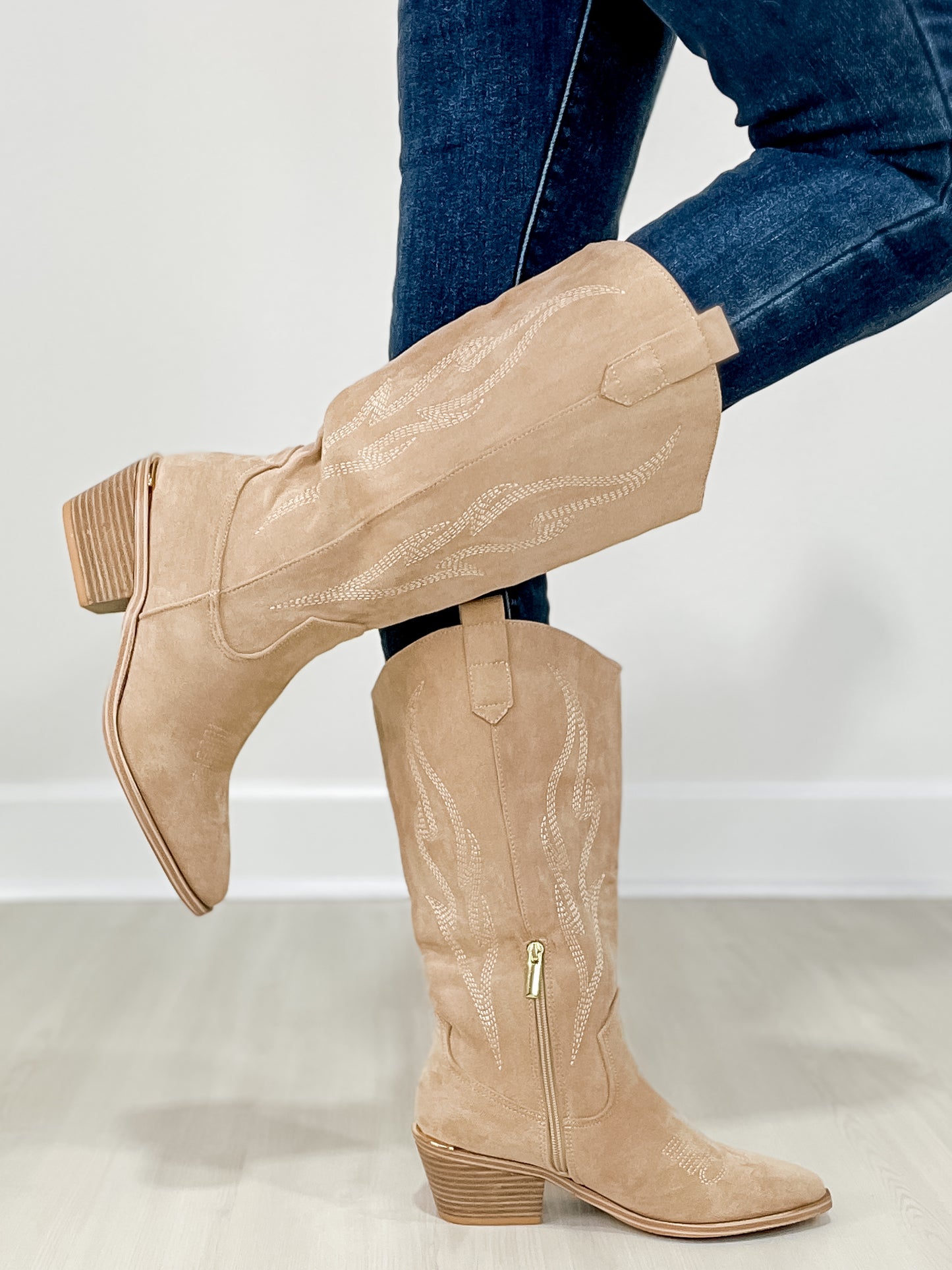 Corkys Headliner Boots in Sand Faux Suede