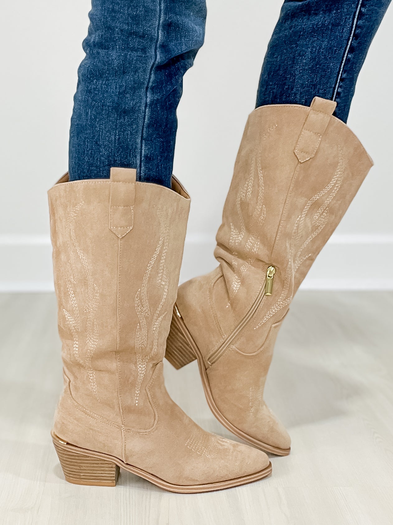 Corkys Headliner Boots in Sand Faux Suede