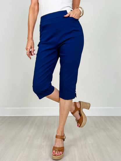 Flat Front with Elastic Waistband Capri Pants in Navy