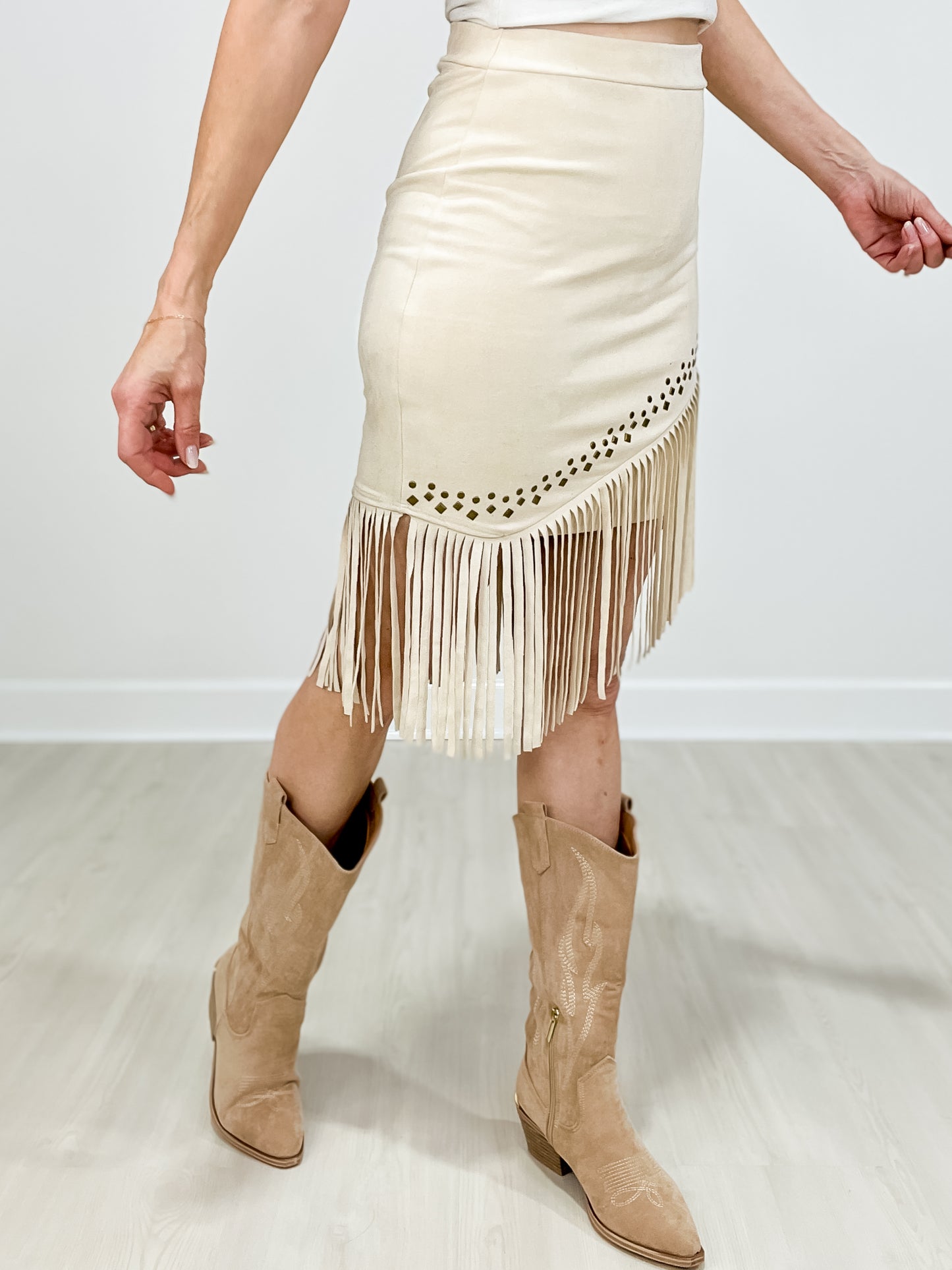 SUEDE FRINGE SKIRT WITH STUDS