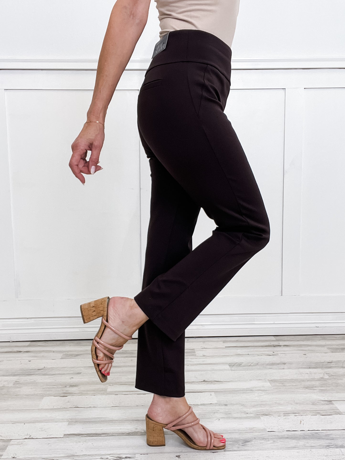 Magic Slim Straight Pants in Chocolate