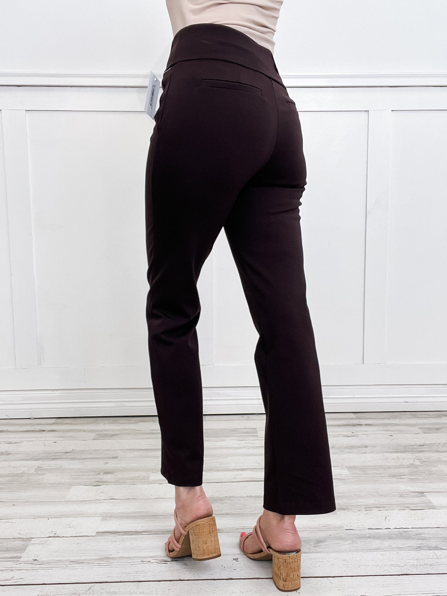 Magic Slim Straight Pants in Chocolate