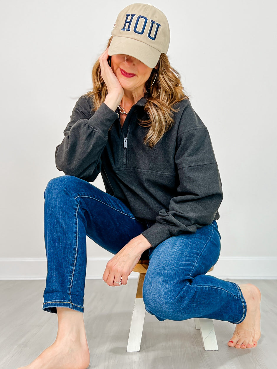 Brushed Rib Quarter Zip Pullover in Black
