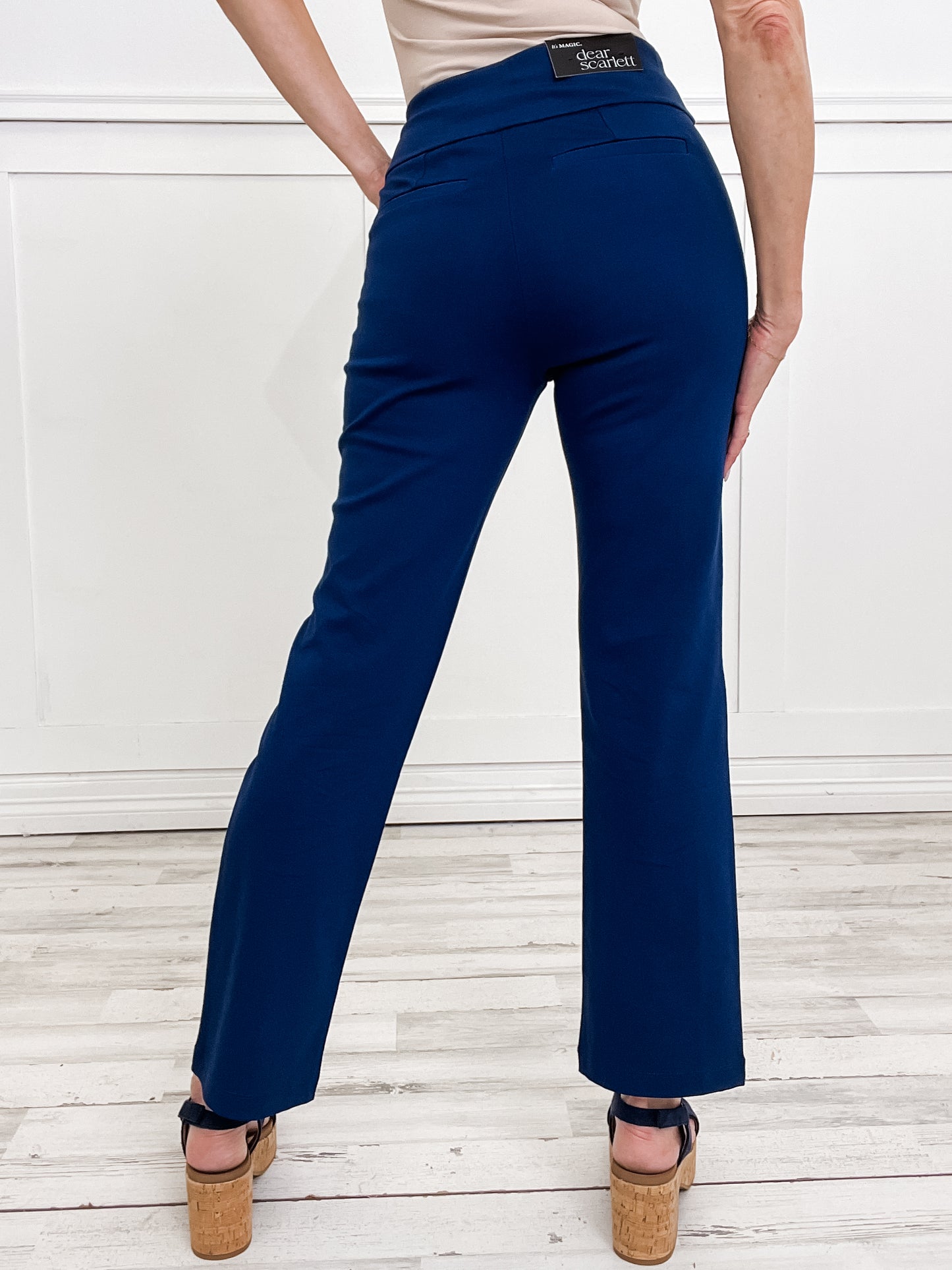 Magic Slim Straight Pants in NAVY