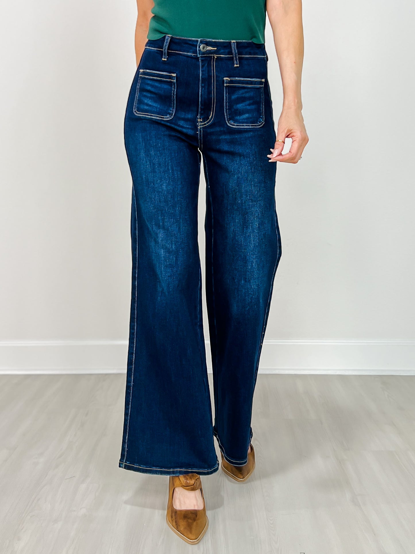 Stretch Front Two Pocket High Rise Flare Jean in Dark Denim