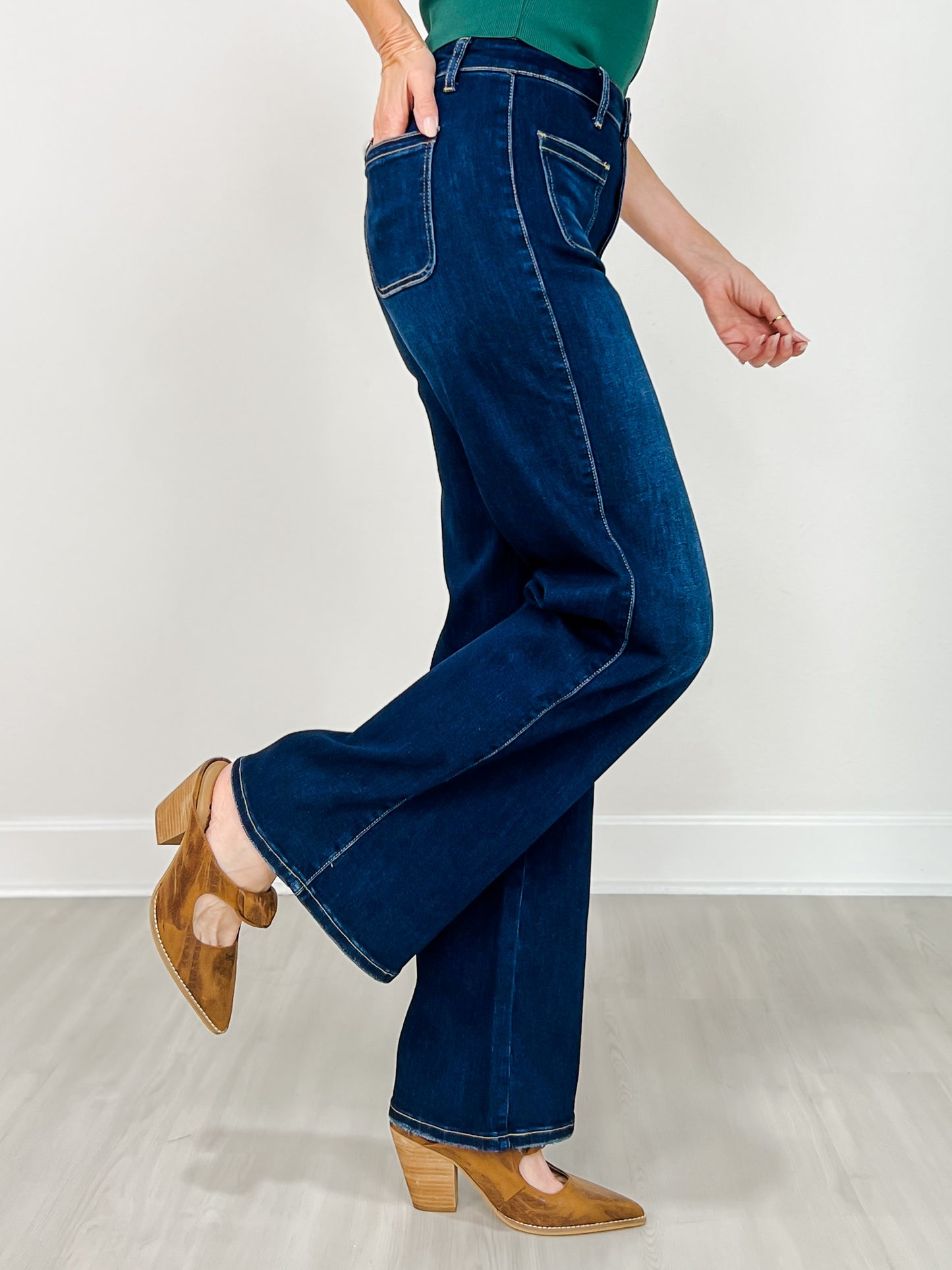 Stretch Front Two Pocket High Rise Flare Jean in Dark Denim