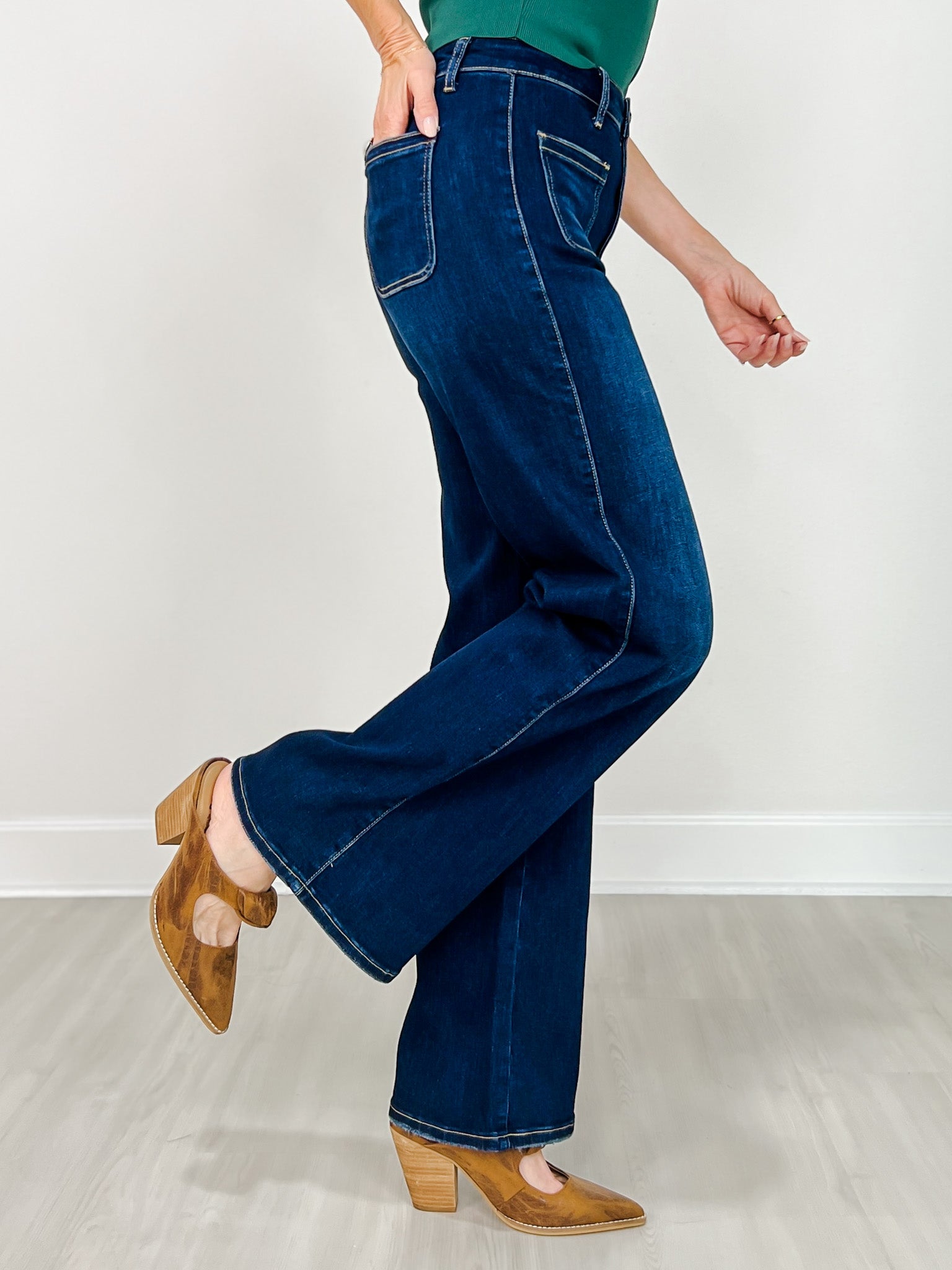Stretch Front Two Pocket High Rise Flare Jean in Dark Denim