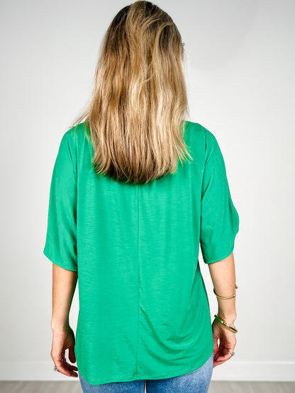 Flared Sleeve Lizzy Breeze Top with Mandarin Collar in Kelly Green