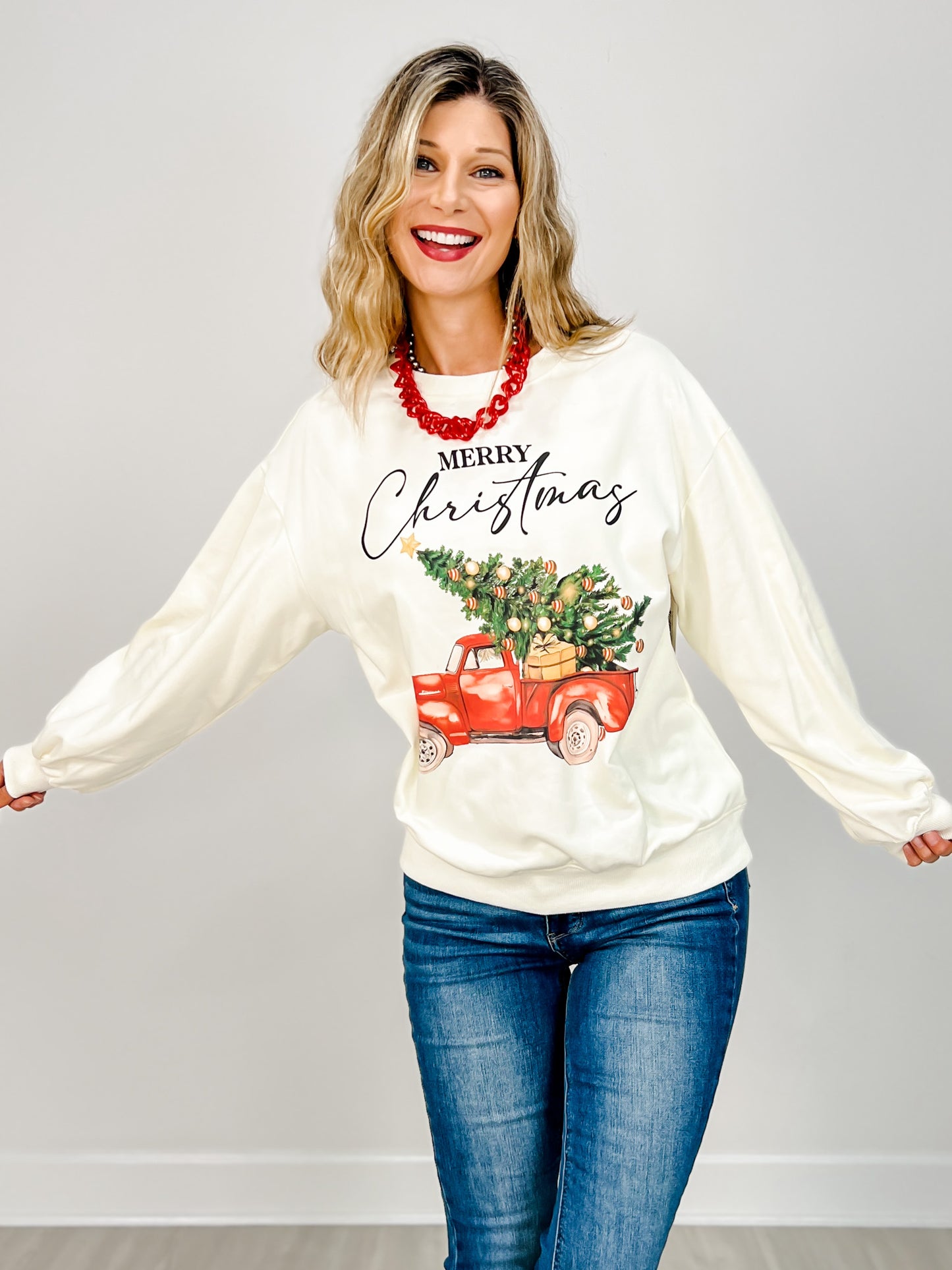 Sweatshirt with Christmas Graphic