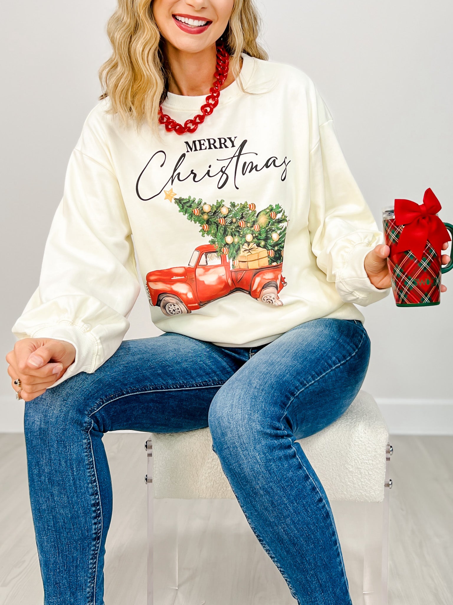 Sweatshirt with Christmas Graphic