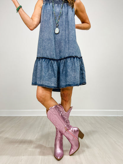 Embroidered Western Boots in PINK