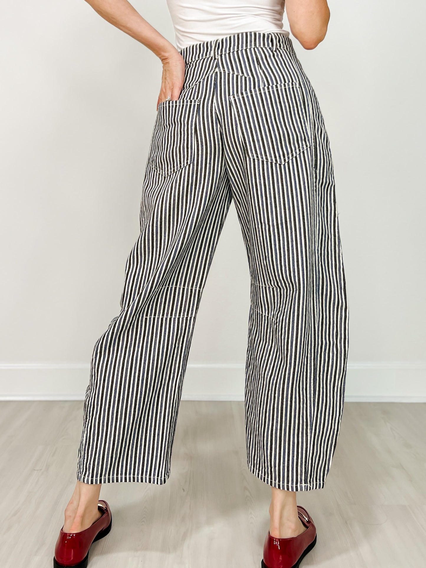 Mineral Wash Striped Barrel Leg Jeans