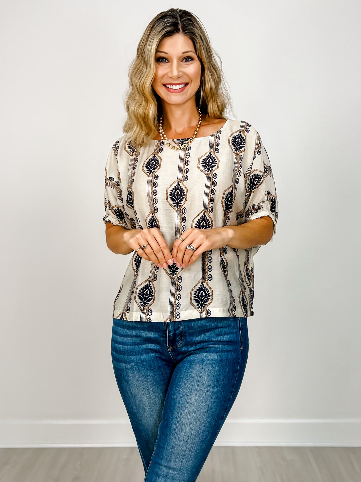 Geometric Floral Printed Elastic Cuff Top