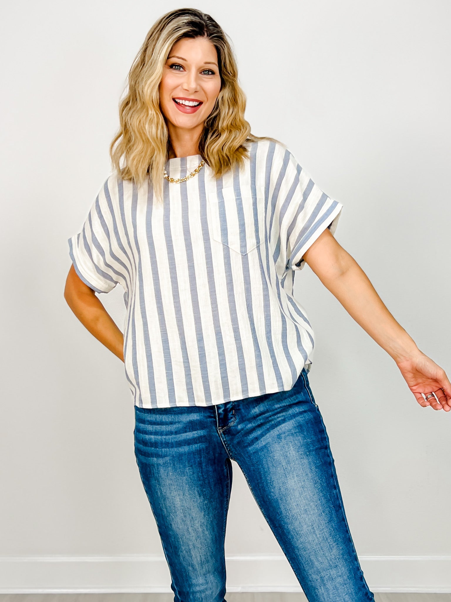 Striped Short Sleeve Round Neck Top