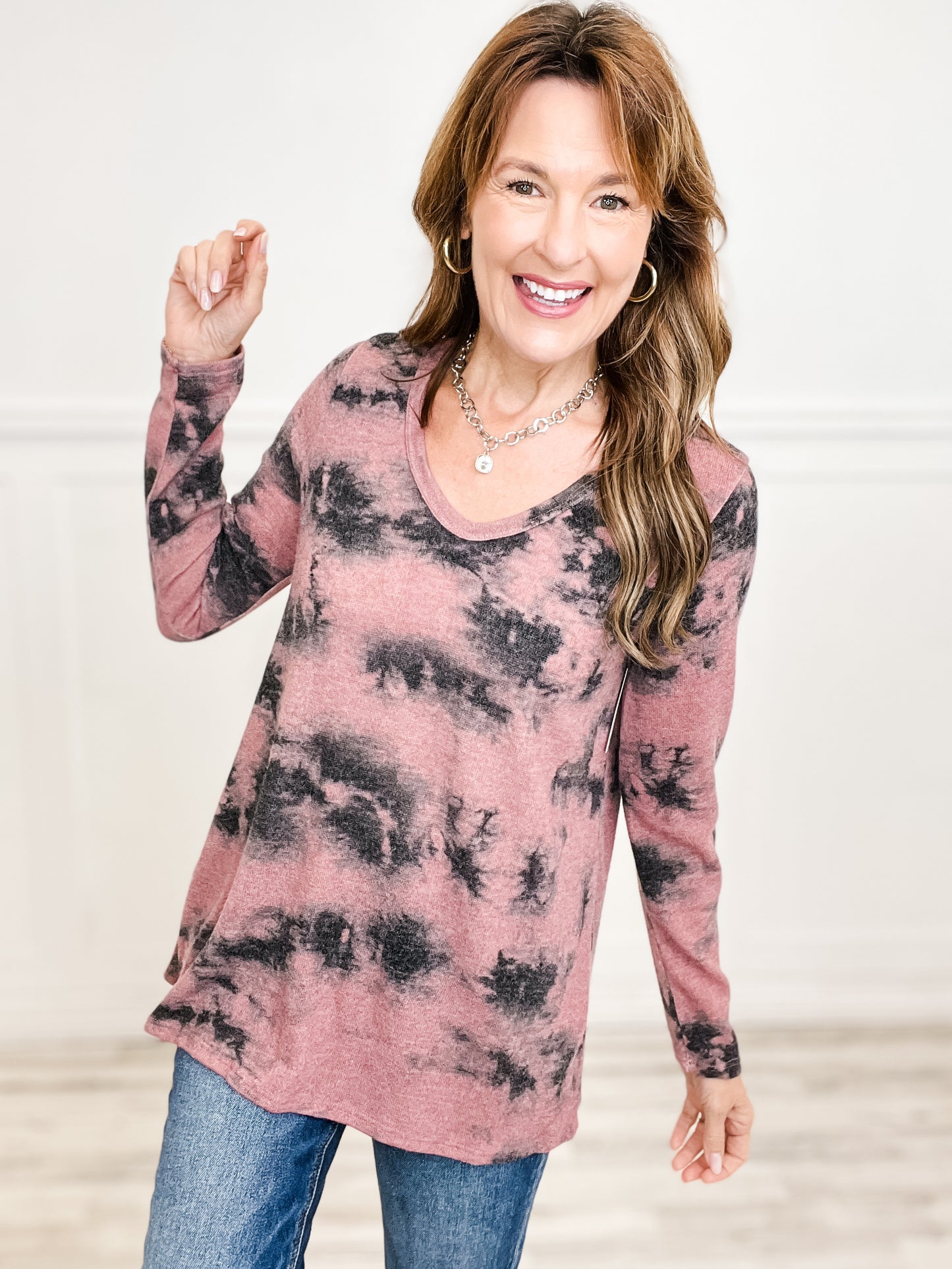 TIE DYE HAIRY SWEATER KNIT DEEP U-NECK TOP