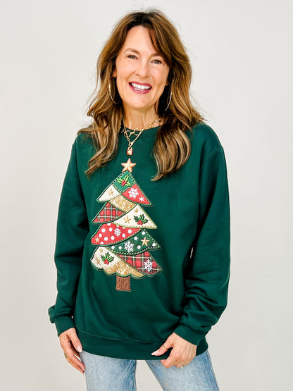 Patchwork Christmas Tree Graphic Sweatshirt