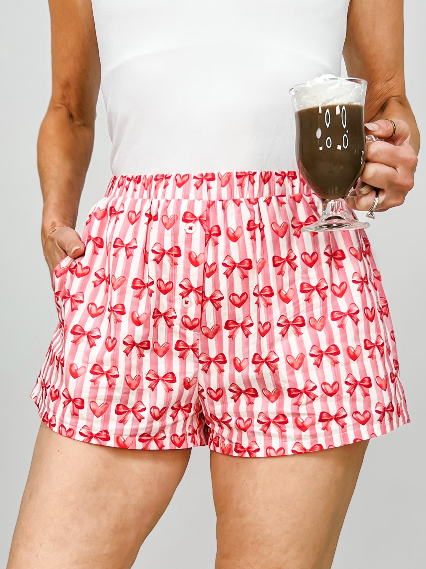 Bow Heart Print Elastic Waist with Side Pockets Shorts