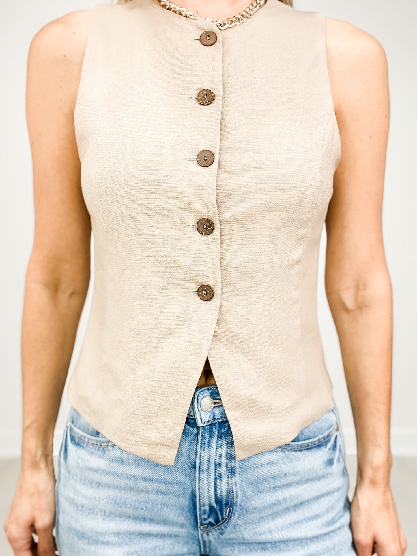 Linen 5-Button Sleeveless Vest