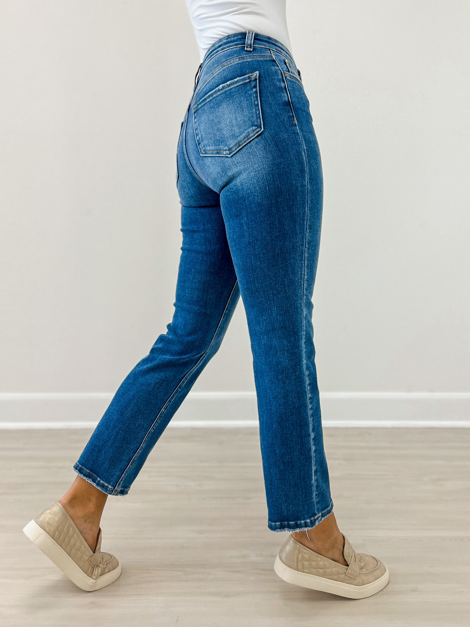 Lovervet by Vervet ENRICH Hi-Rise Ankle Slim Straight Denim Jeans