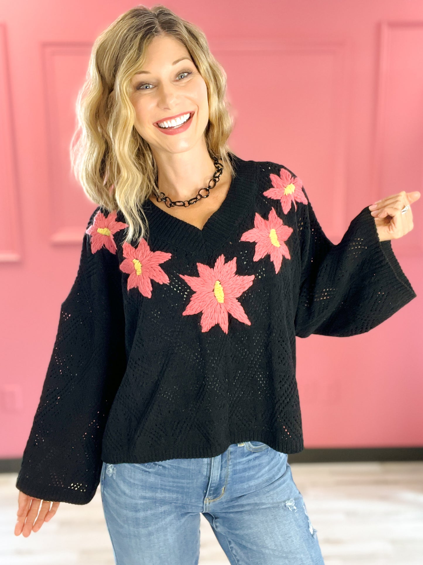 V-neck embroidered floral pattern pullover sweater