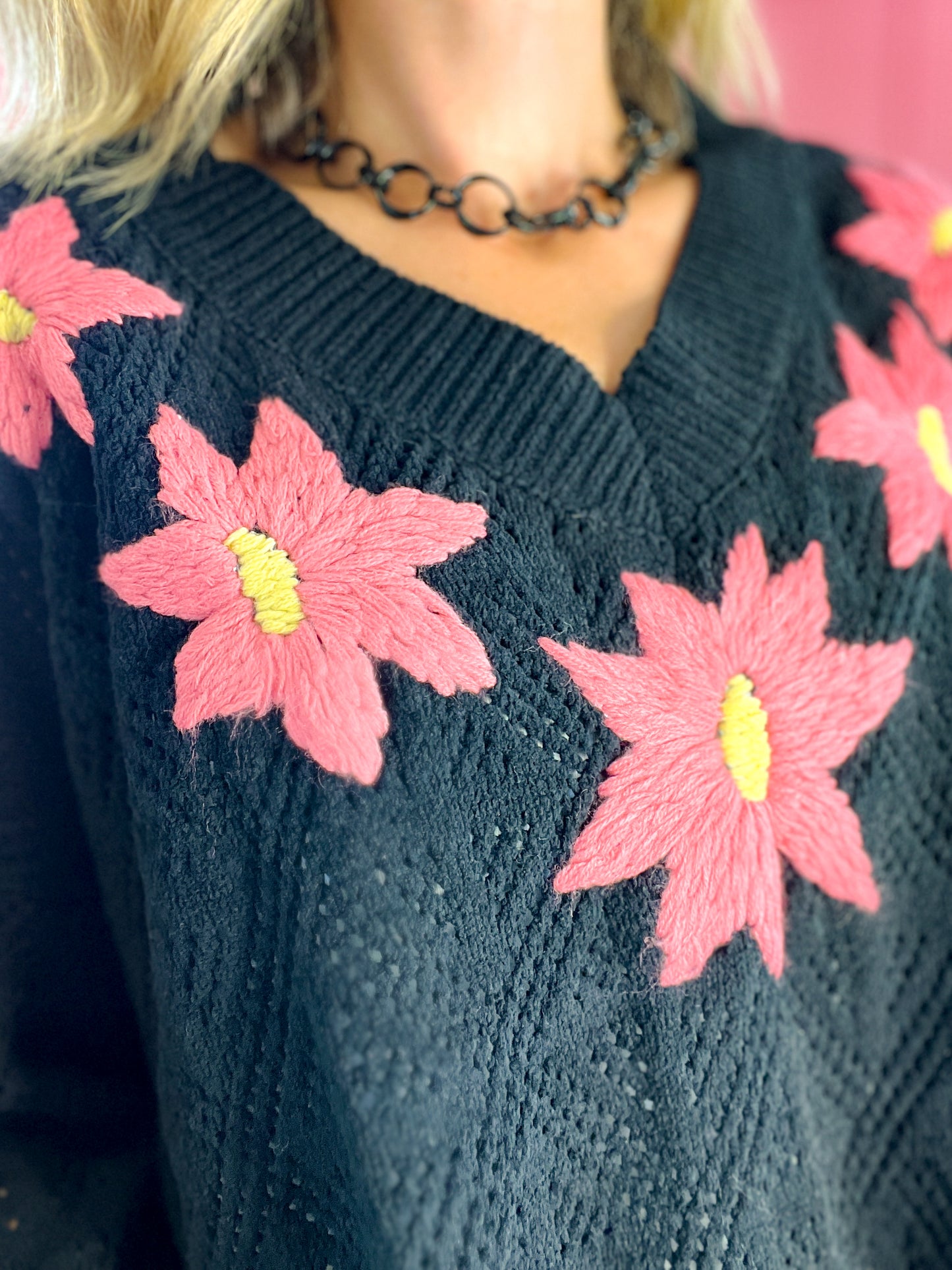 V-neck embroidered floral pattern pullover sweater