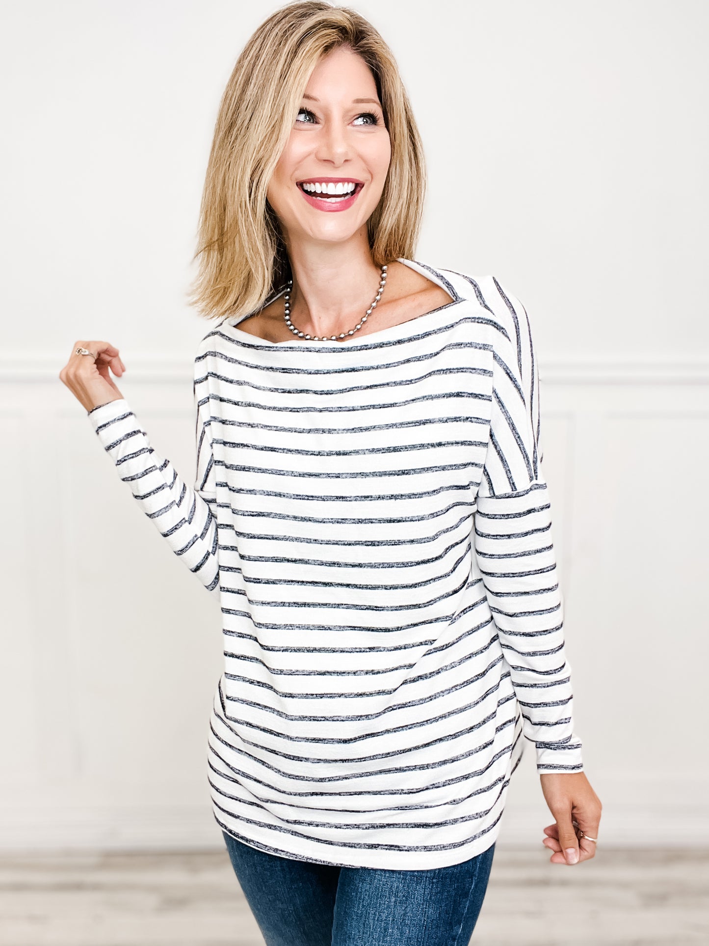 STRIPED KNIT WIDE NECK LONG SLEEVE TOP