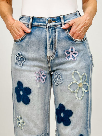 Washed Stretch Floral Embroidery Denim Pants