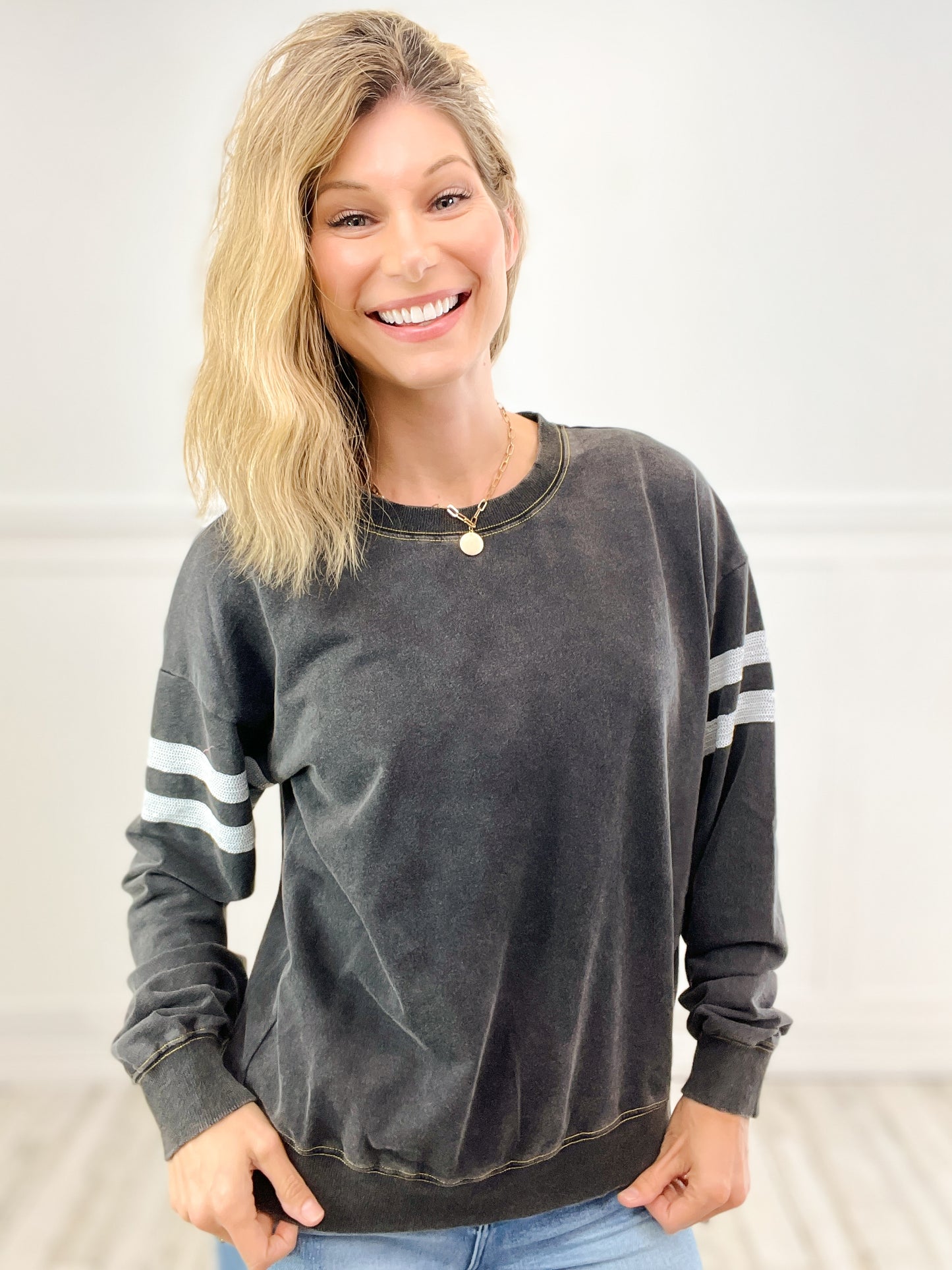 Bahamas Promises Sequin Embellished Crew Neck Sweatshirt