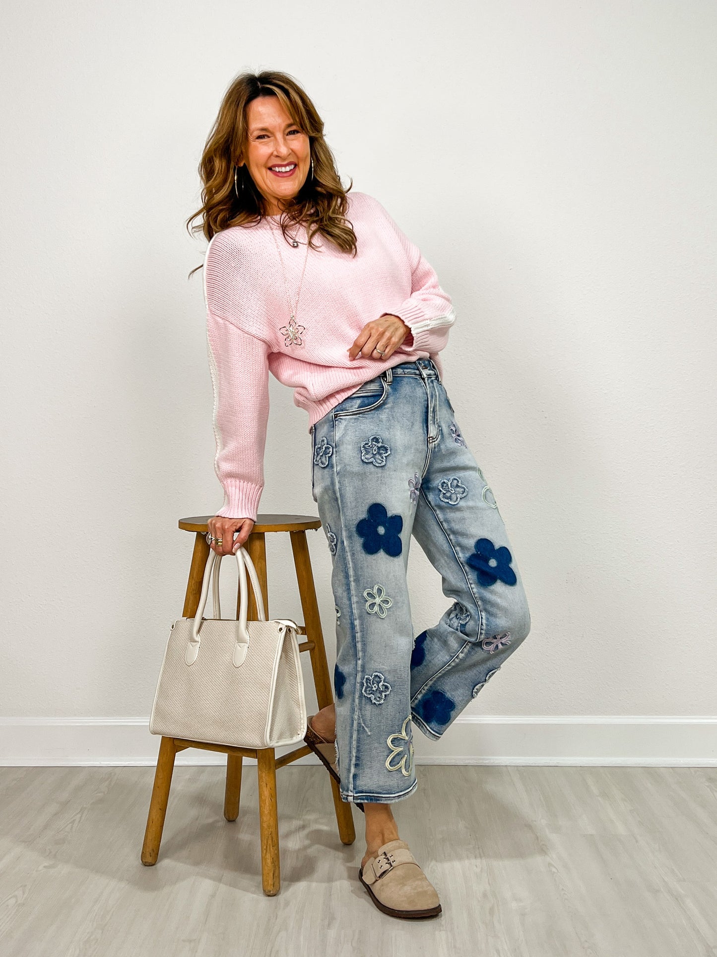 Washed Stretch Floral Embroidery Denim Pants