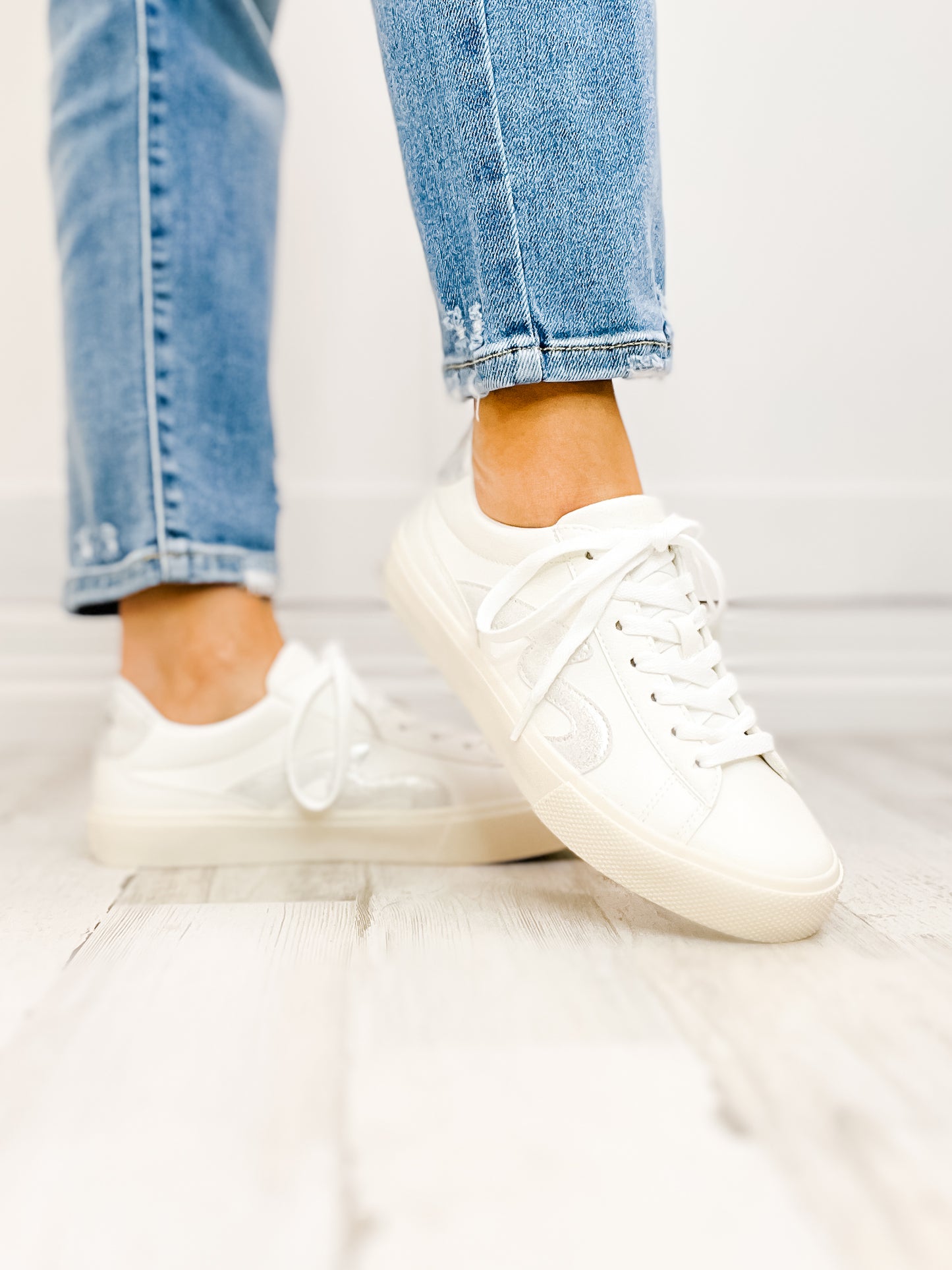 Blowfish Vice Tennis Shoes in White Ella Silver Voyager