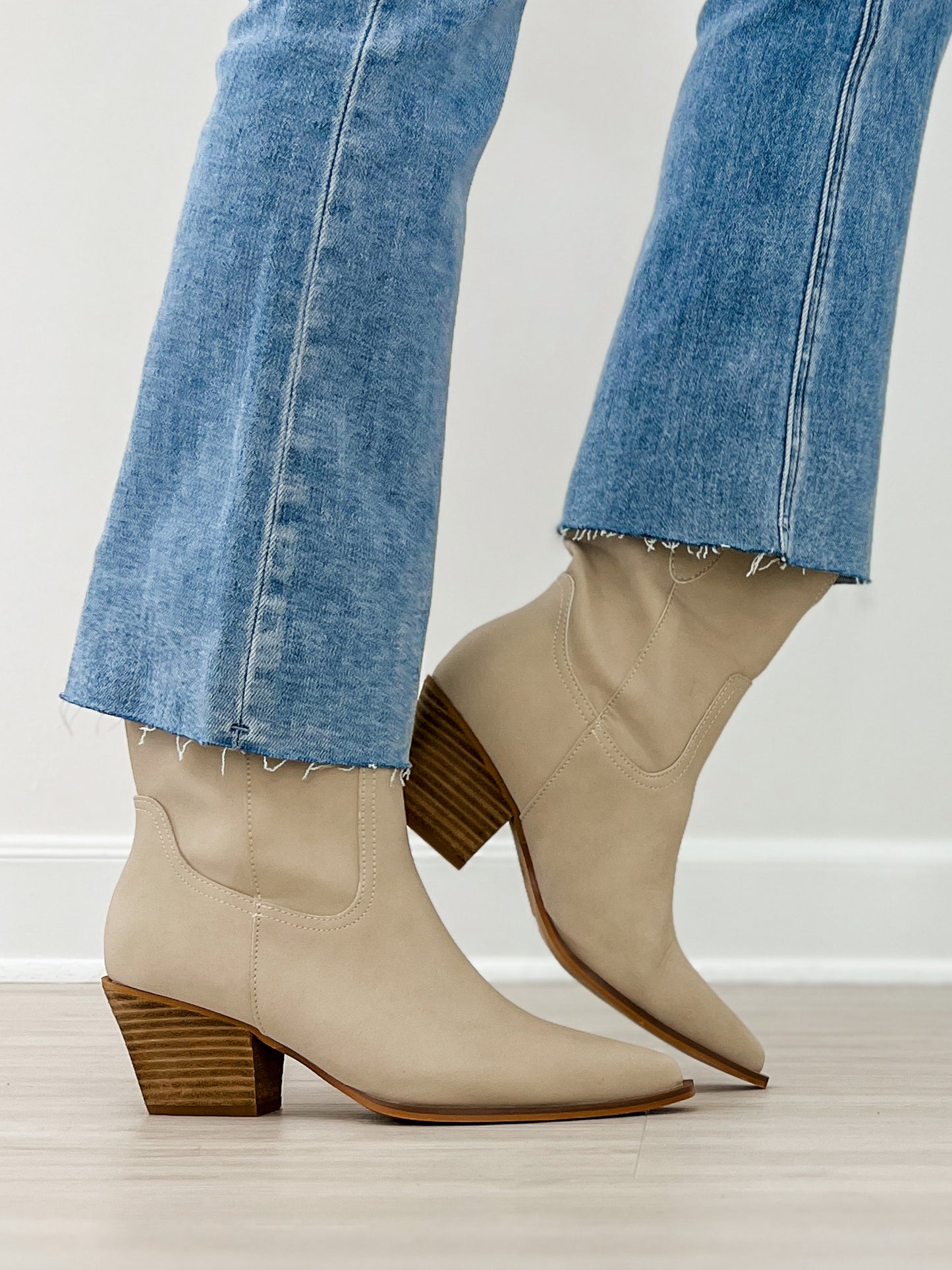 Mid Calf Western Block Heel Boots in Light Grey