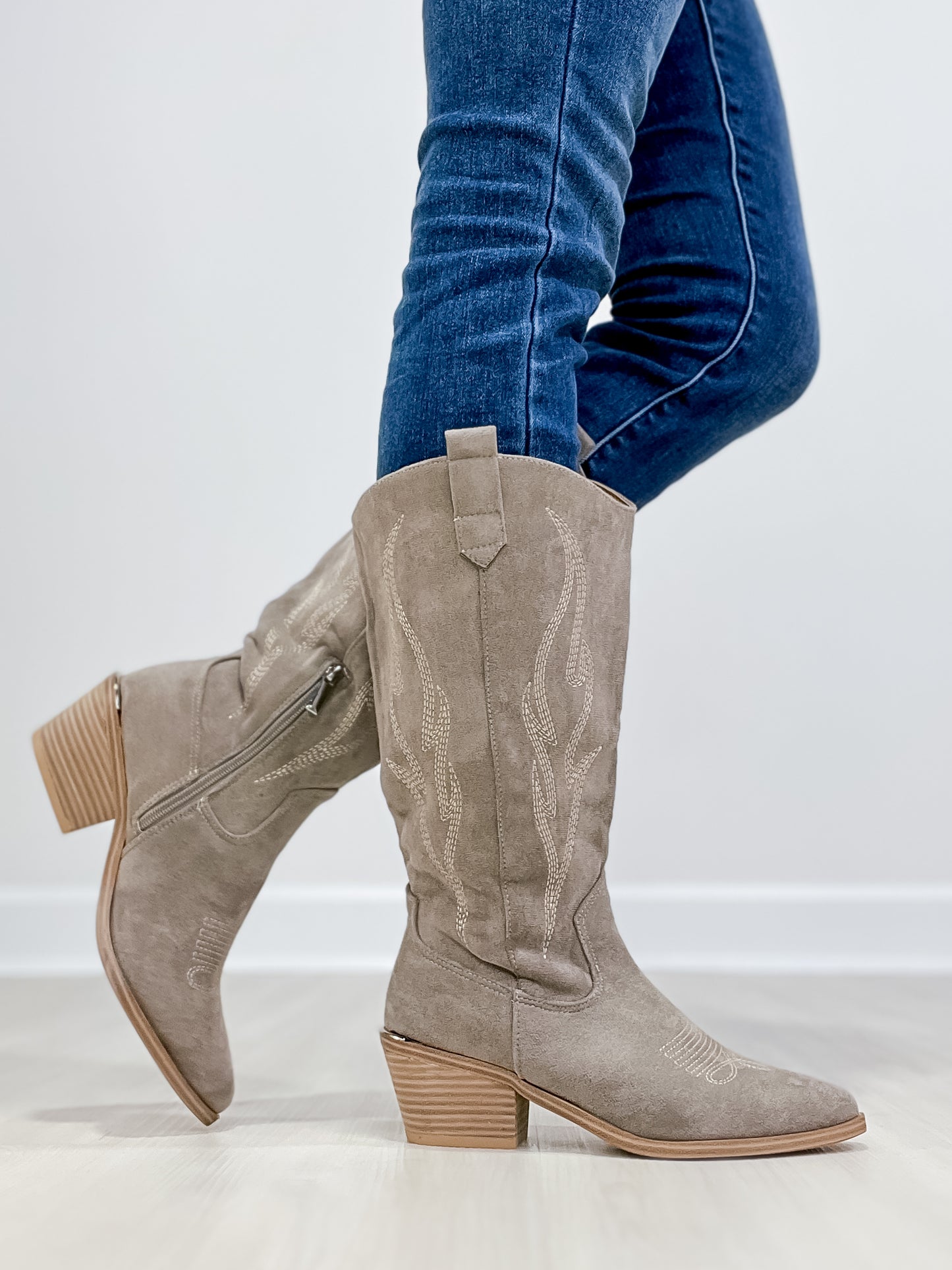 Corkys Headliner Boots in Light Grey Faux Suede