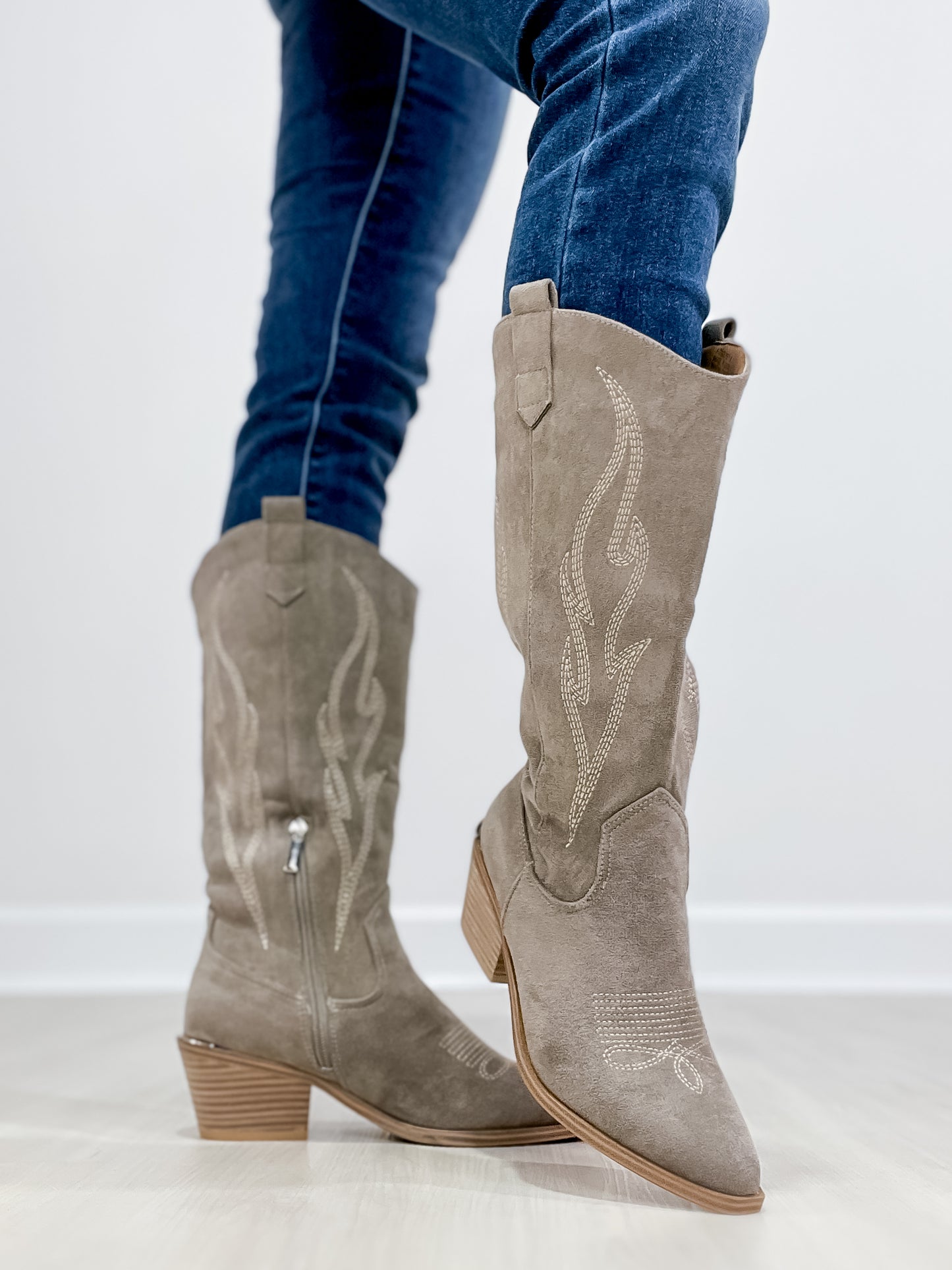 Corkys Headliner Boots in Light Grey Faux Suede