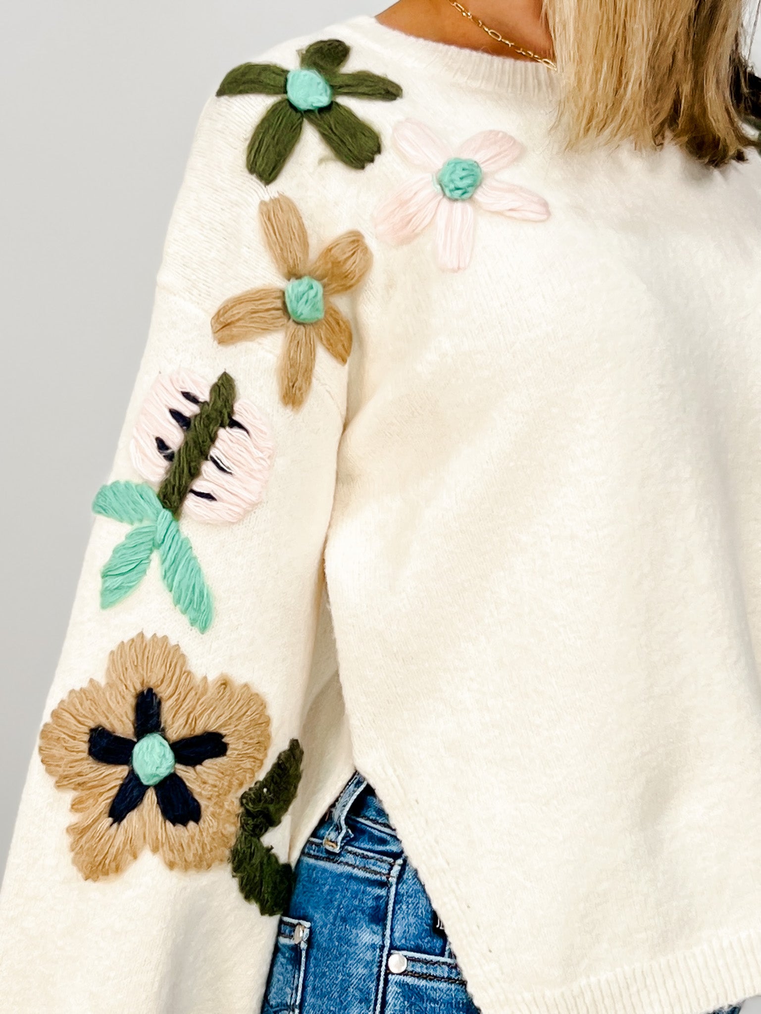 Floral Embroidered Balloon Sleeve Sweater Top