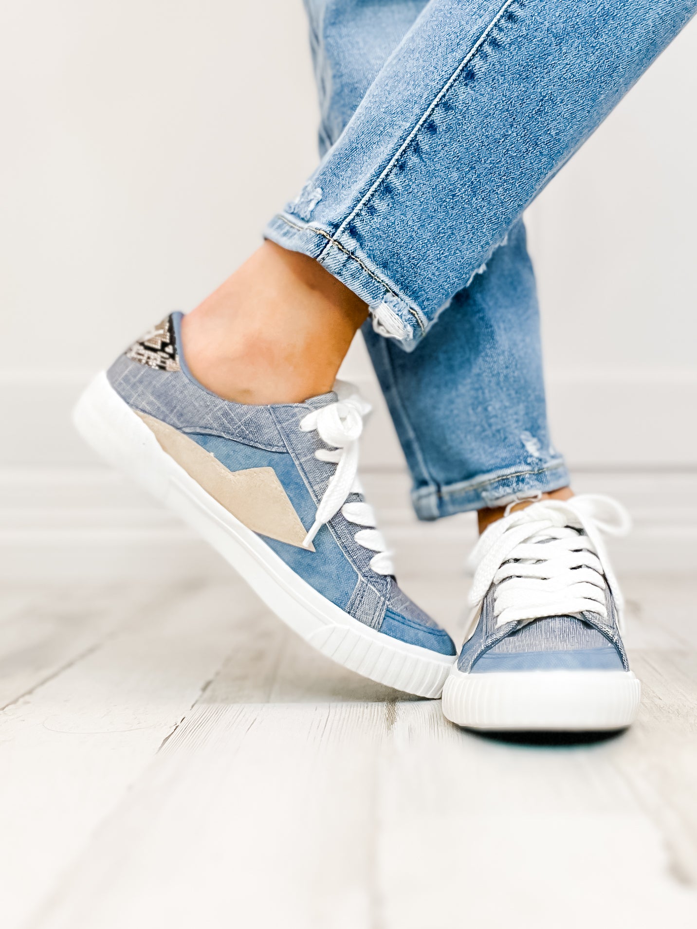 Blowfish Willa Sneaker Shoes in Sky Blue/Blue/Cream/Gold