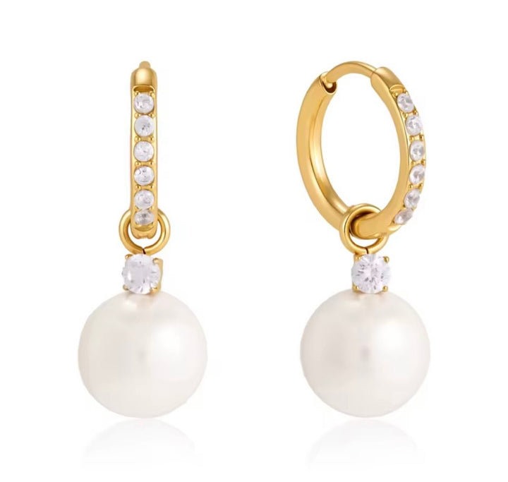 Maddie Pearl Huggie Hoops