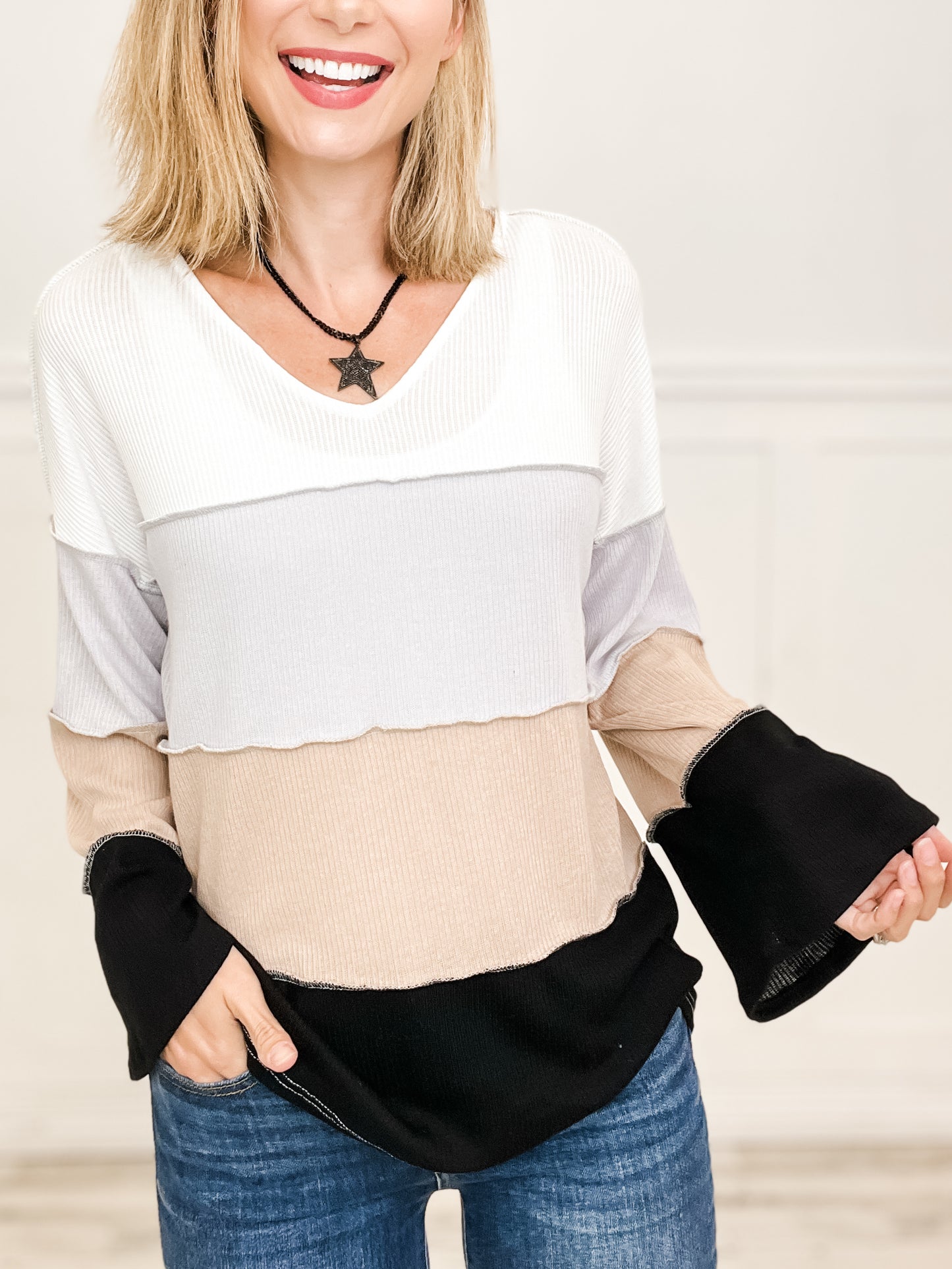 BELLA RIB KNIT COLOR BLOCK TOP WITH STITCHING DETAIL