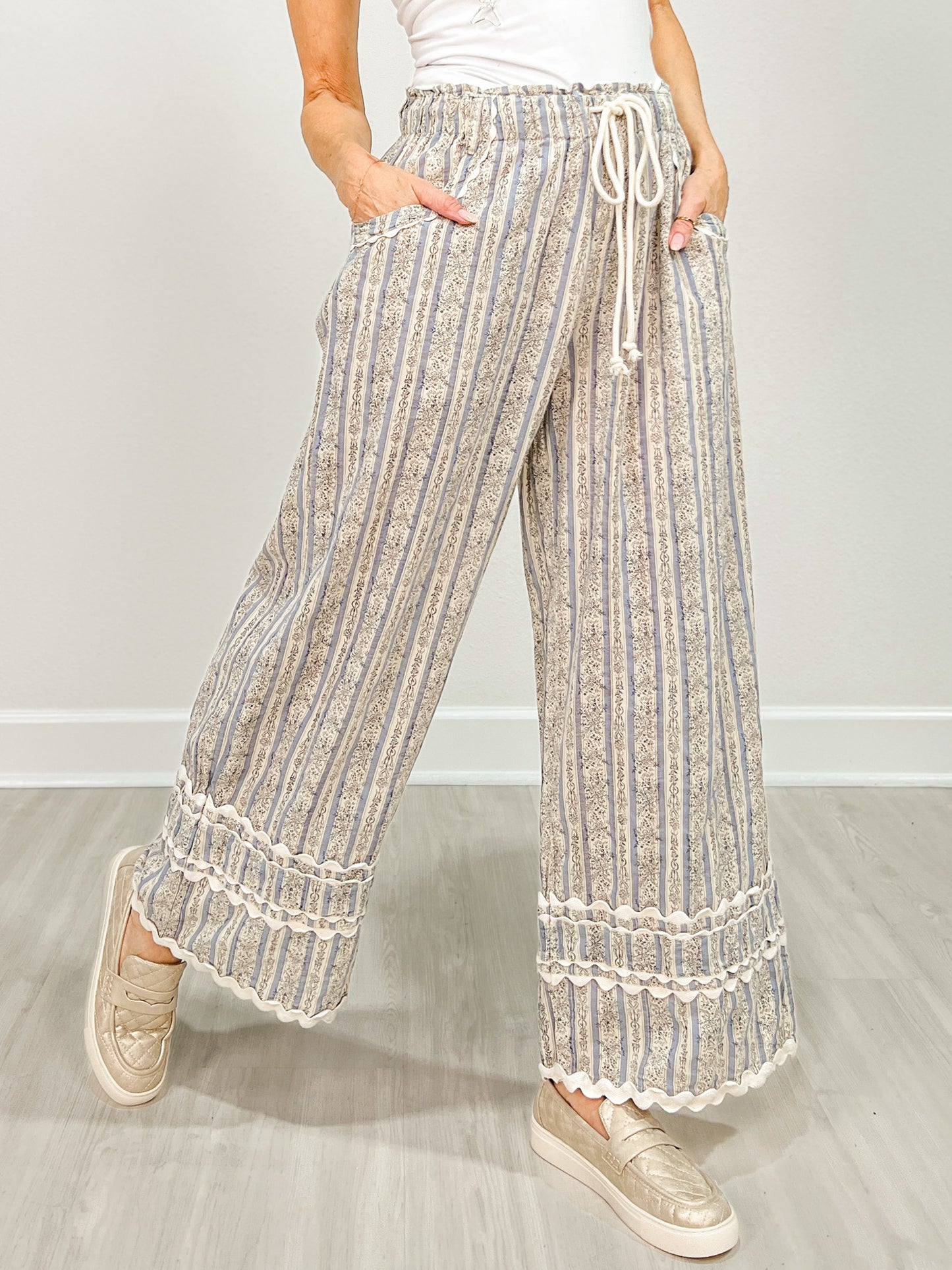 Vintage Striped Print Wide Leg Pants