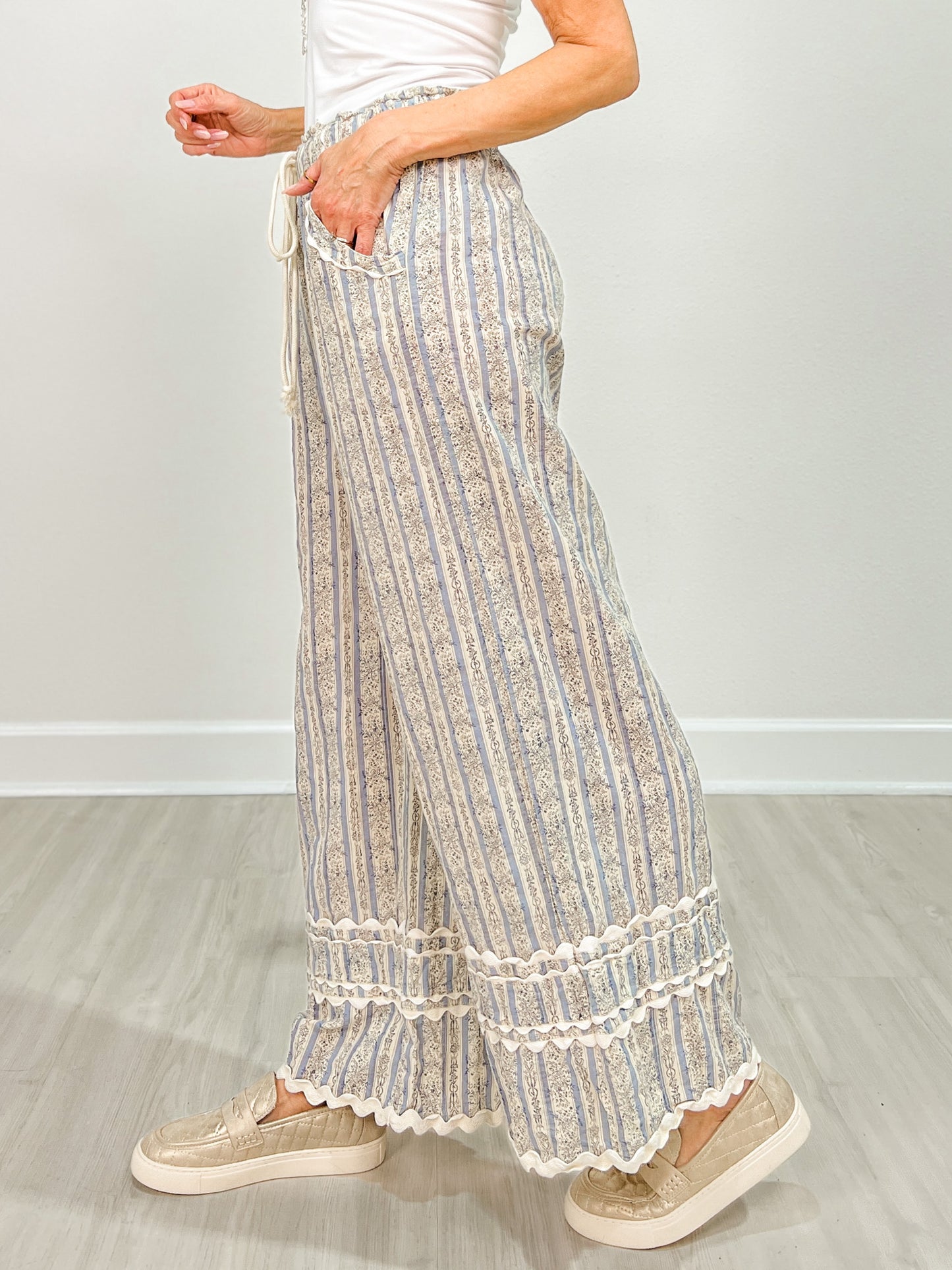Vintage Striped Print Wide Leg Pants